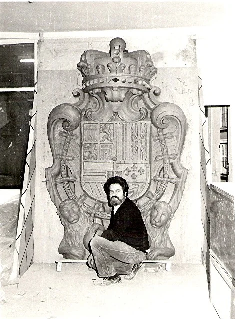 Escudo tallado